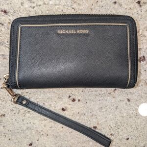 Michael Kors Y2K Black Wristlet